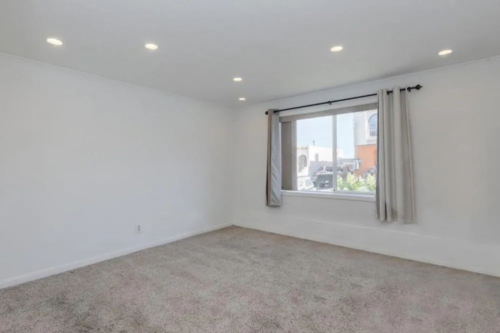 598 Crocker Avenue Daly City, CA 94014