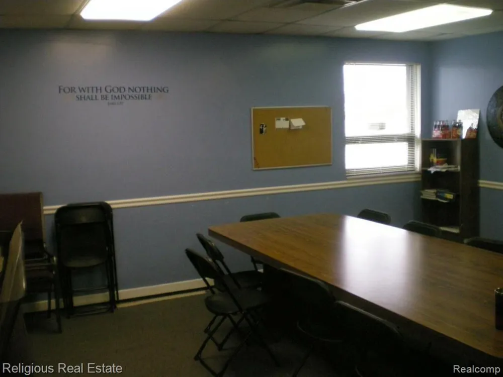 14205 Twelve Mile Warren City, MI 48088