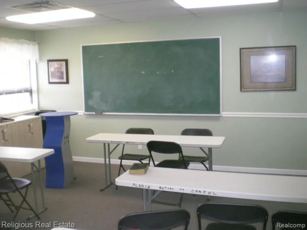 14205 Twelve Mile Warren City, MI 48088