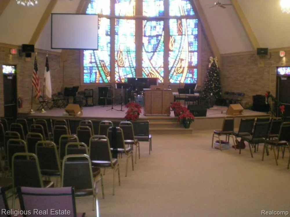 14205 Twelve Mile Warren City, MI 48088