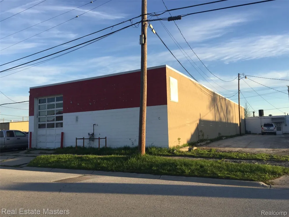 2222 Lapeer Avenue Port Huron City, MI 48060