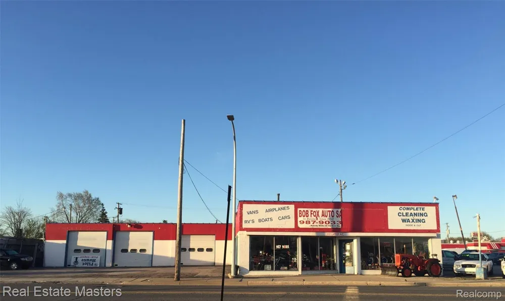 2222 Lapeer Avenue Port Huron City, MI 48060