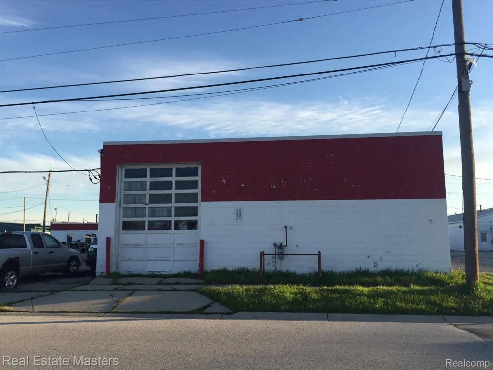 2222 Lapeer Avenue Port Huron City, MI 48060