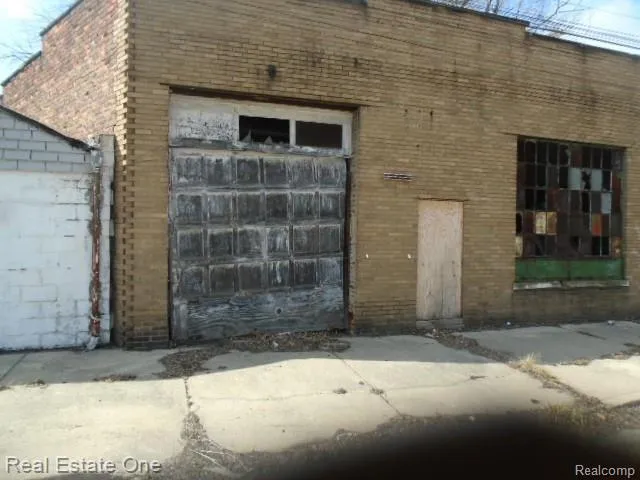 13498 HEALY Detroit City, MI 48212
