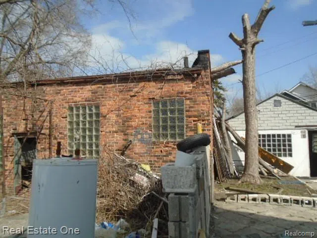 13498 HEALY Detroit City, MI 48212