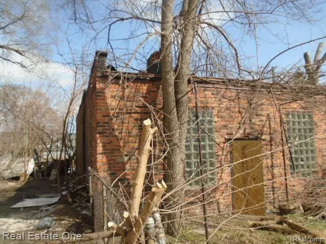 13498 HEALY Detroit City, MI 48212
