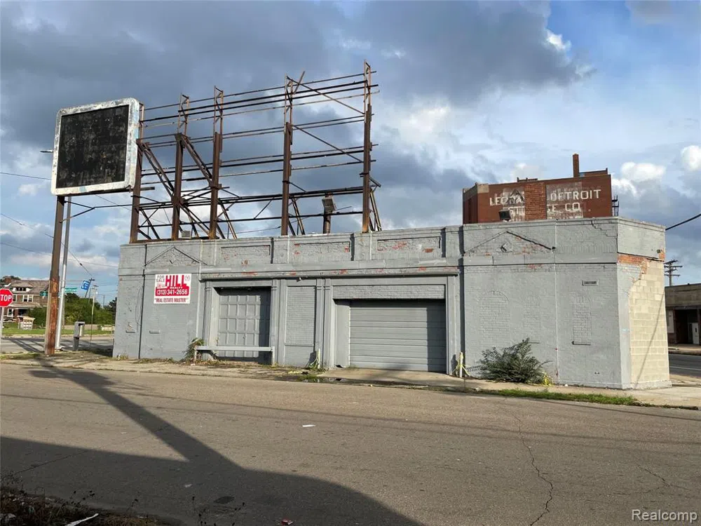 11019 W Grand River Avenue Detroit City, MI 48204