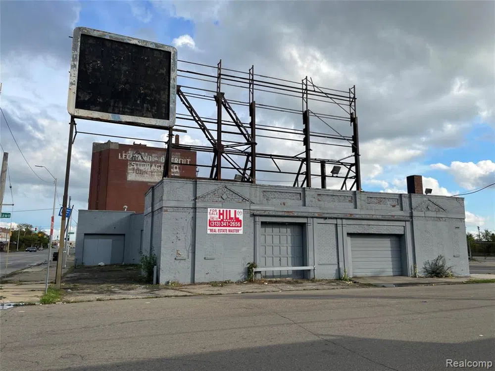 11019 W Grand River Avenue Detroit City, MI 48204