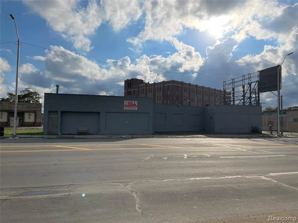 11019 W Grand River Avenue Detroit City, MI 48204