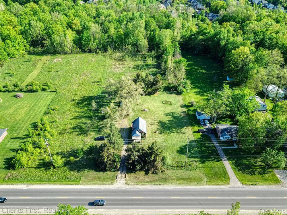 48375 FORD ROAD Canton Charter Township, MI 48187
