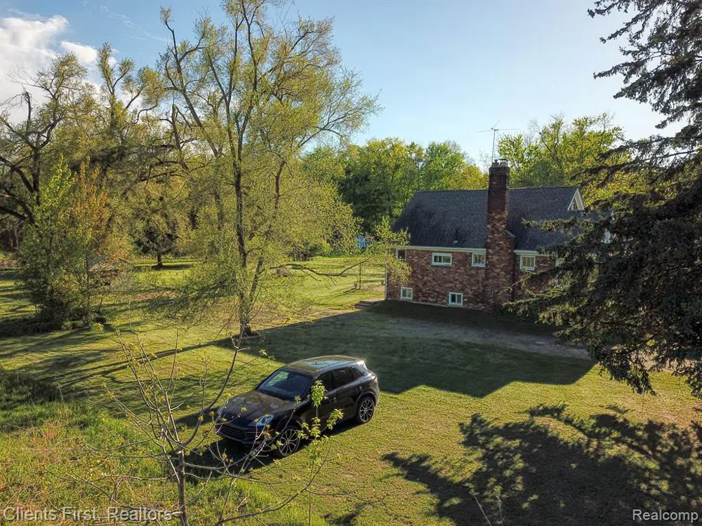 48375 FORD ROAD Canton Charter Township, MI 48187