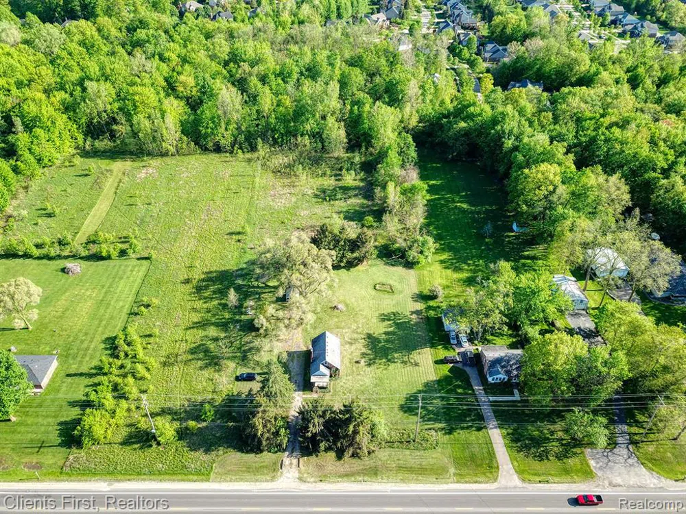 48375 FORD ROAD Canton Charter Township, MI 48187