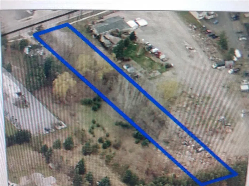 513 W Broad Street Linden City, MI 48451