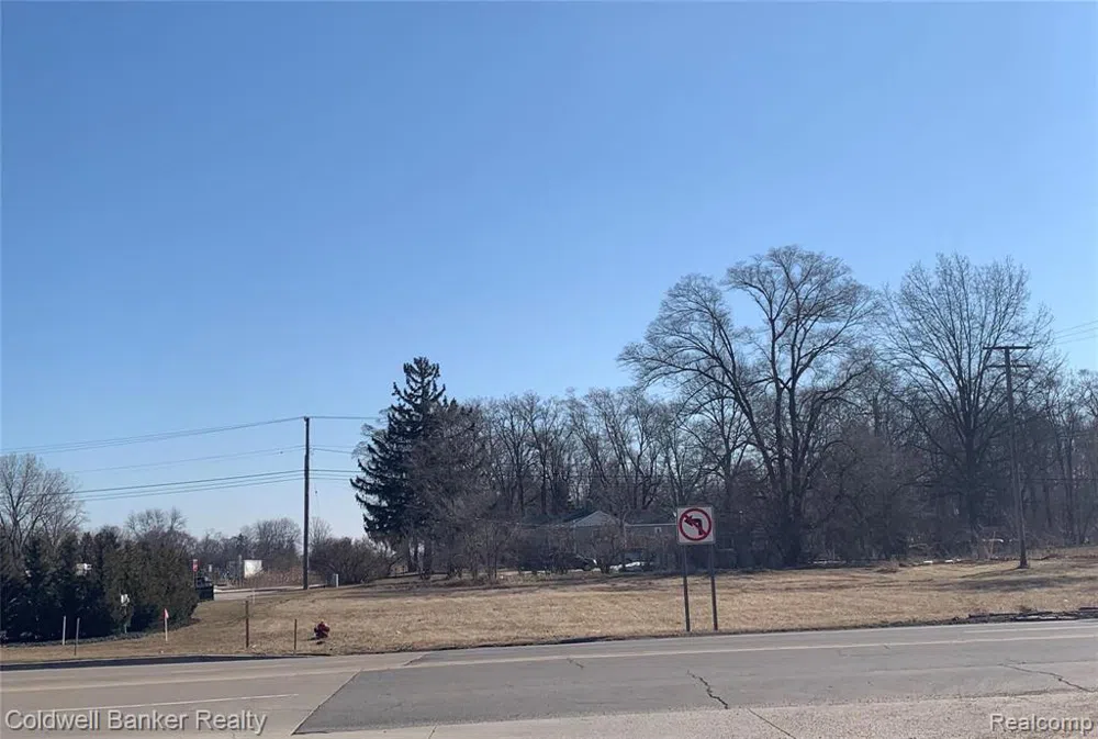 7585 BELLEVILLE ROAD Van Buren Charter Township, MI 48111