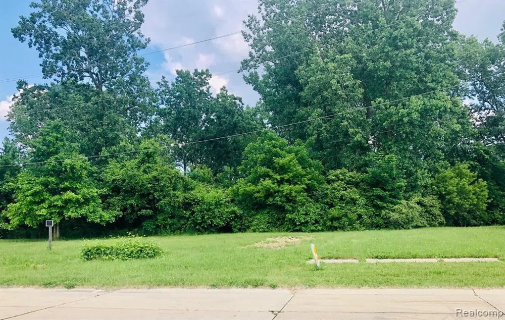 16277 HARRISON Romulus City, MI 48174