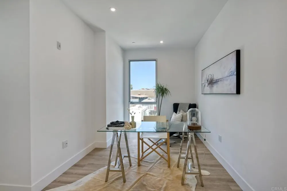 2646 State Street #D Carlsbad, CA 92008