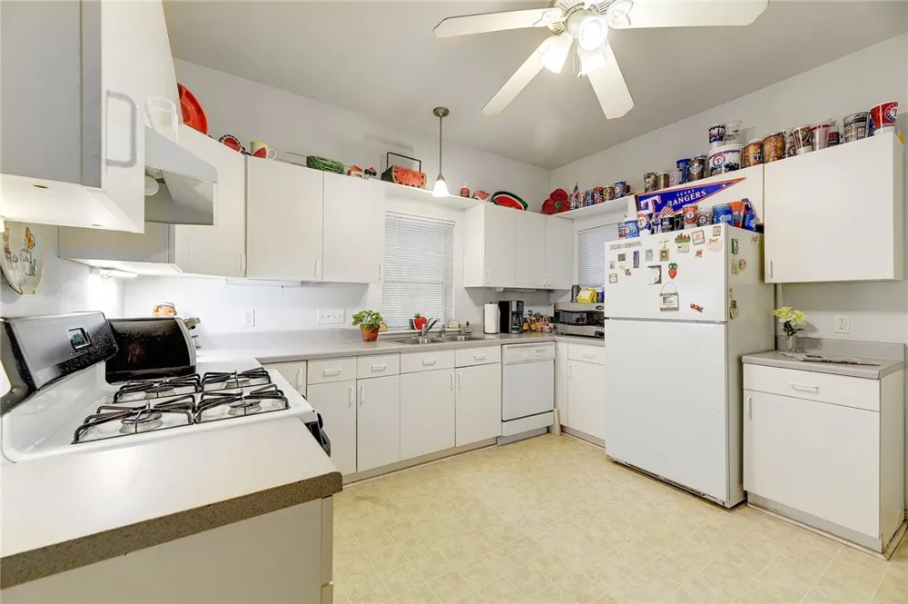 604 Fletcher Street Austin, TX 78704