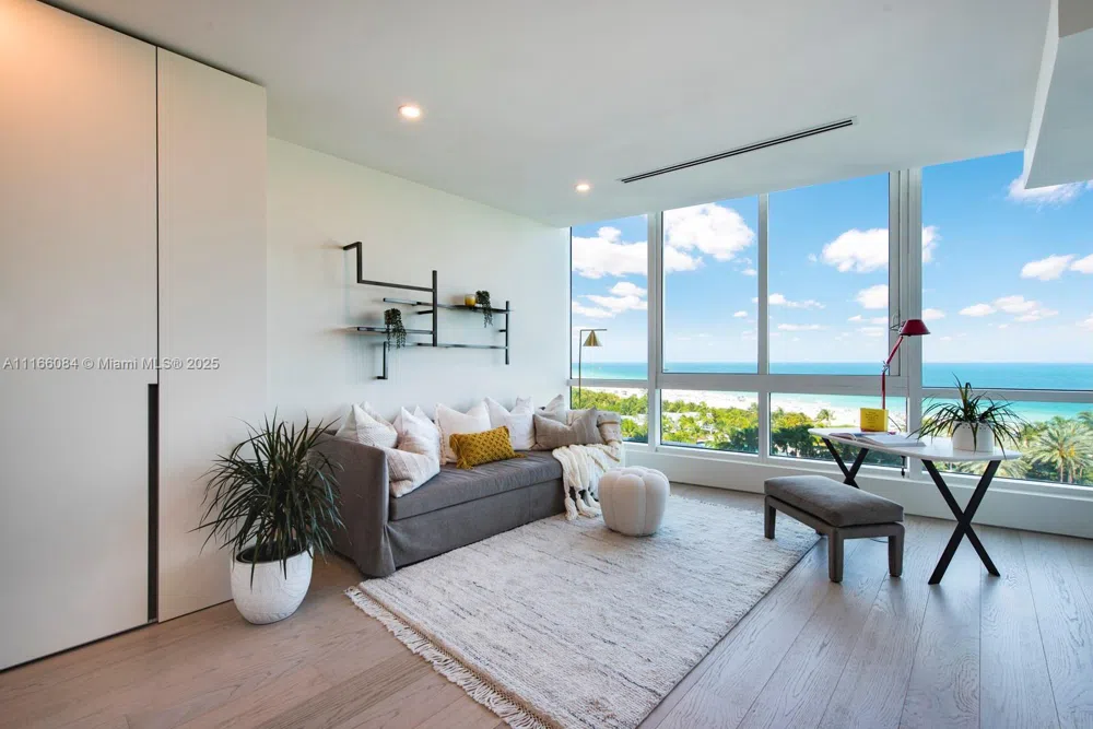 100 S Pointe Dr #908 Miami Beach, FL 33139