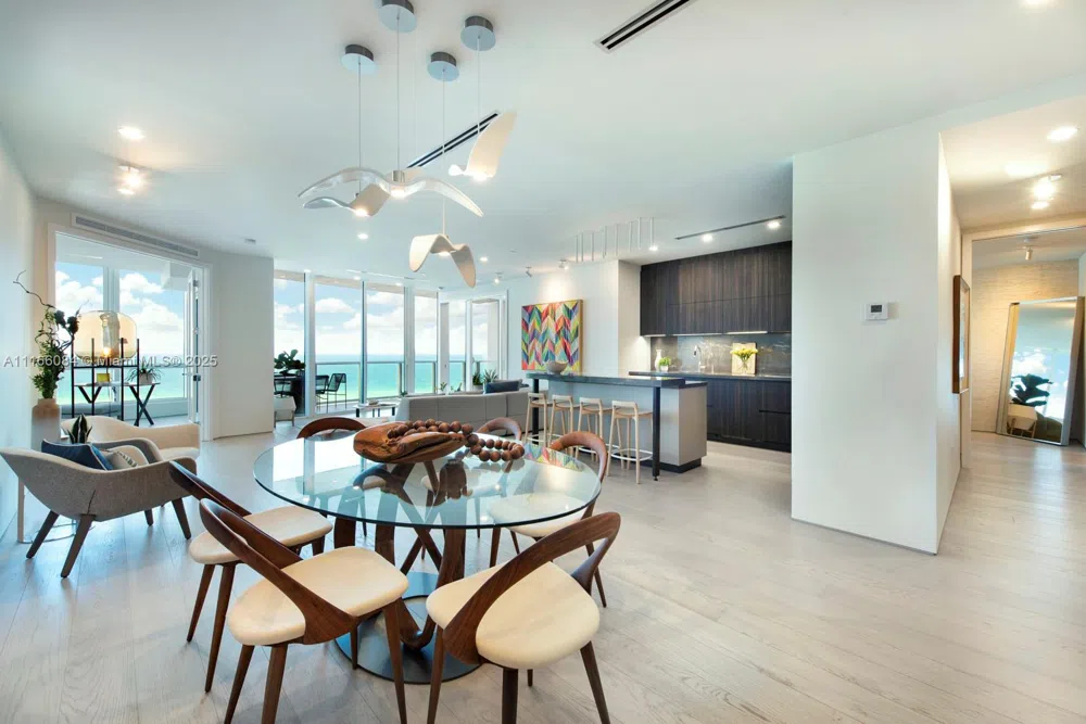 100 S Pointe Dr #908 Miami Beach, FL 33139