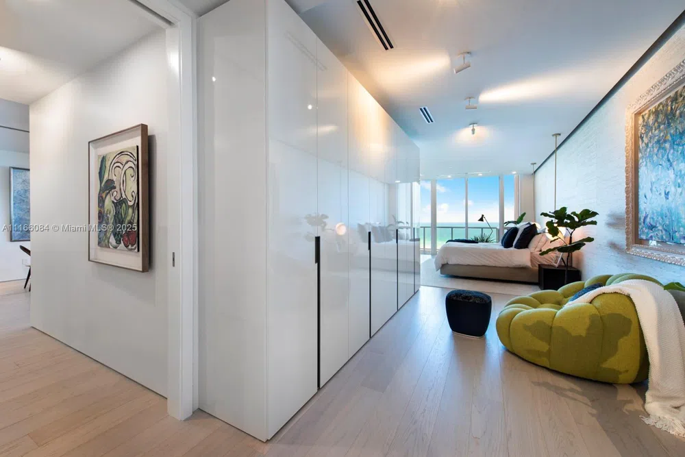 100 S Pointe Dr #908 Miami Beach, FL 33139