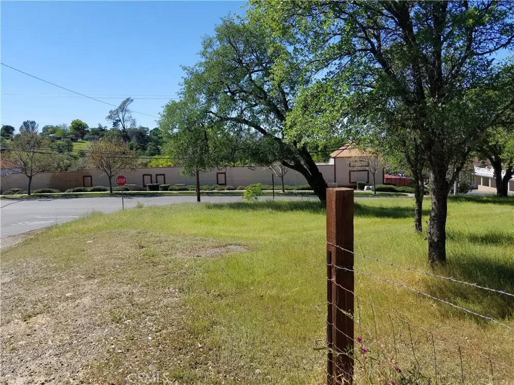 Olive Hwy Oroville, CA 95966