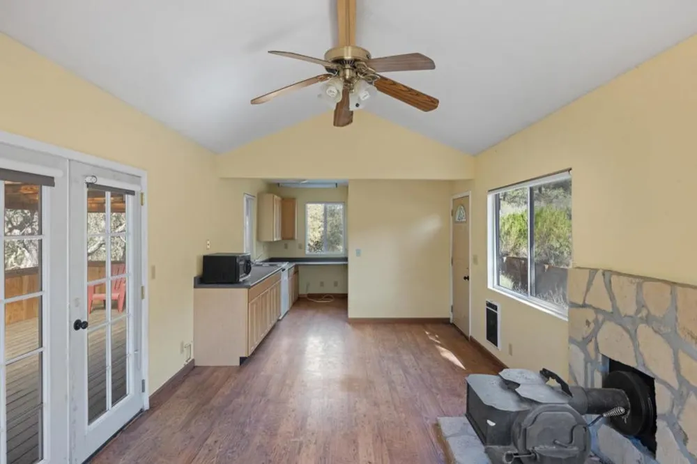43515 Carmel Valley Road Greenfield, CA 93927
