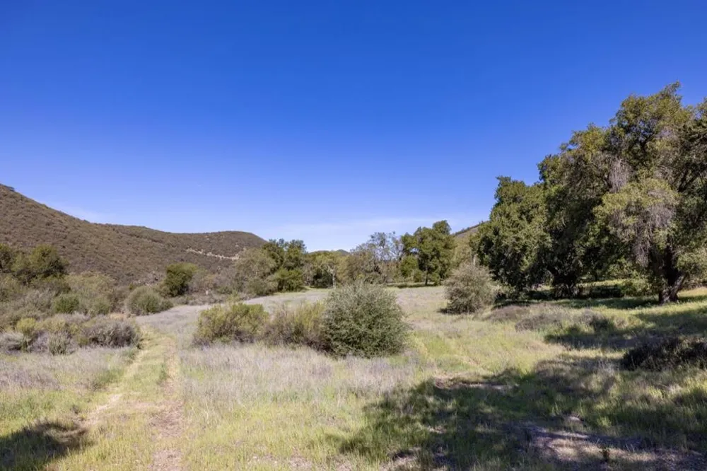 43515 Carmel Valley Road Greenfield, CA 93927