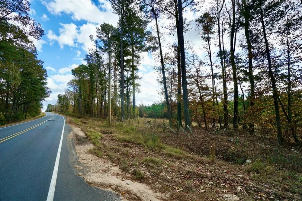 160 Highway Benton, LA 71006