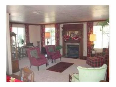 12435 Beardsley Corona, CA 92883