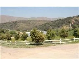 12435 Beardsley Corona, CA 92883