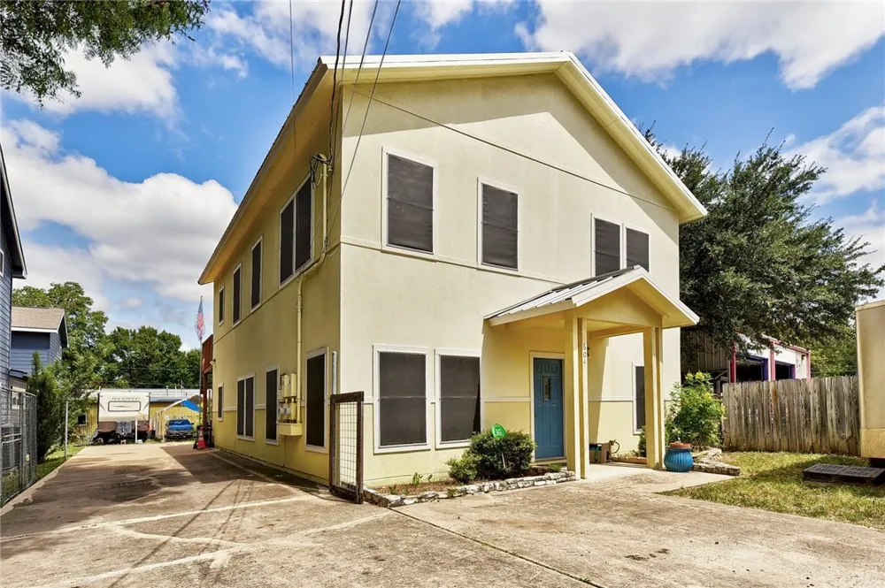 604 Fletcher Street Austin, TX 78704