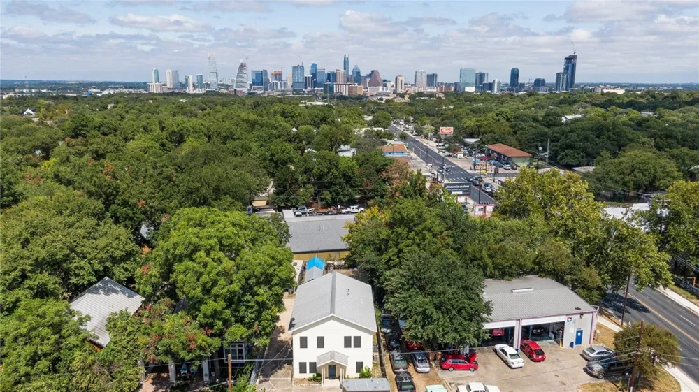 604 Fletcher Street Austin, TX 78704