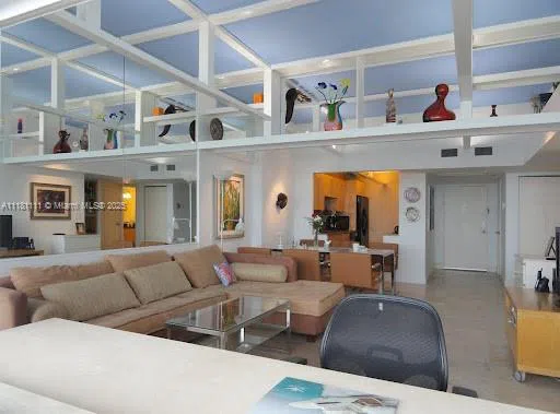 100 Lincoln Rd #1642 Miami Beach, FL 33139