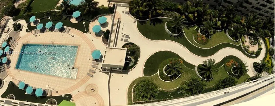 100 Lincoln Rd #1642 Miami Beach, FL 33139