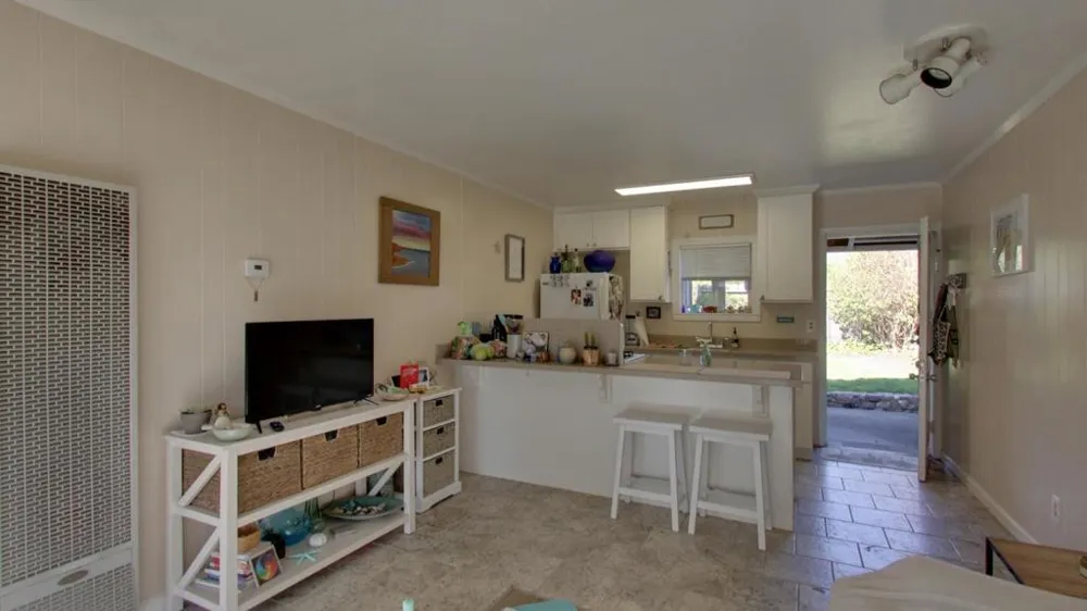 136 Alta Drive Watsonville, CA 95076