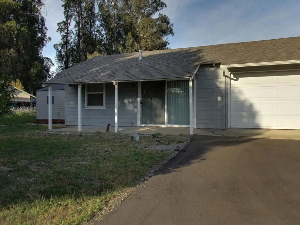 136 Alta Drive Watsonville, CA 95076
