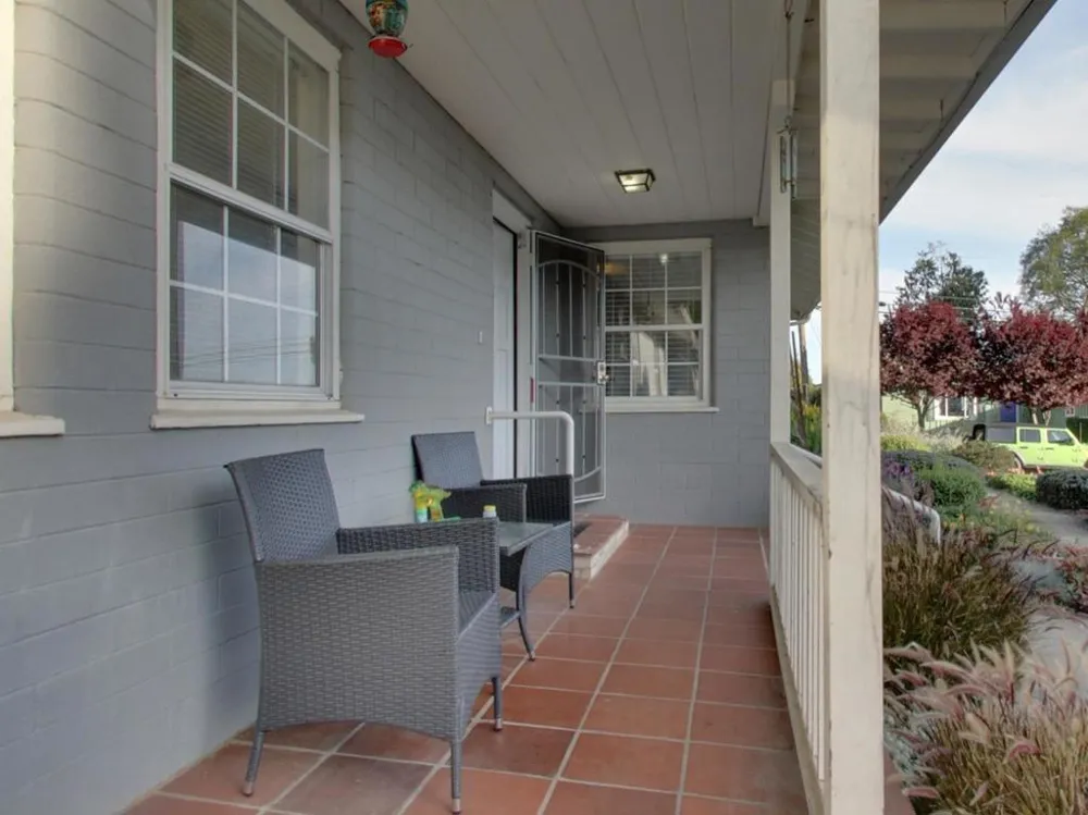 136 Alta Drive Watsonville, CA 95076