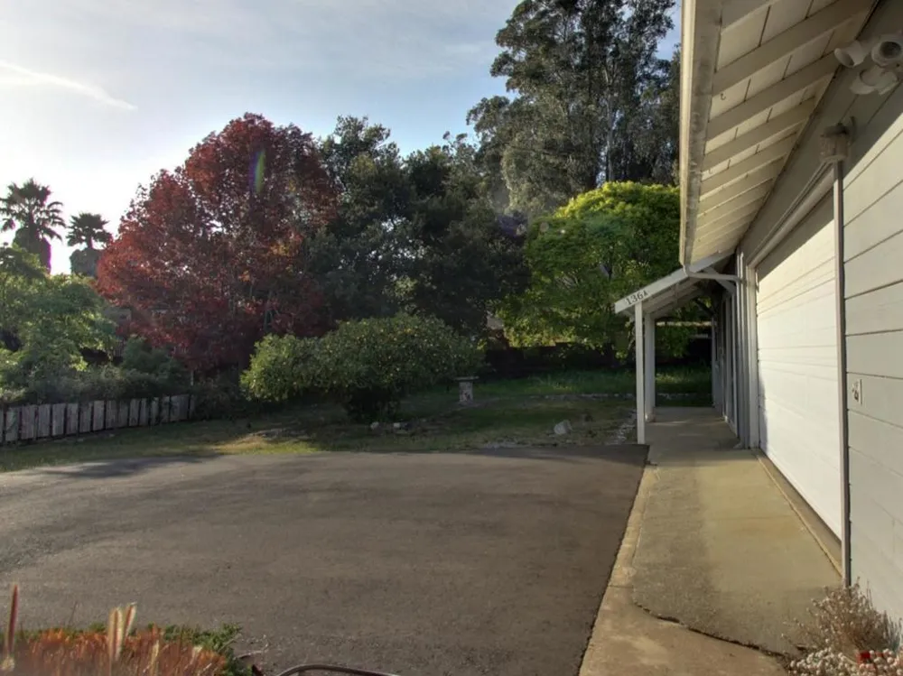 136 Alta Drive Watsonville, CA 95076