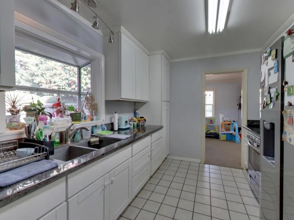 136 Alta Drive Watsonville, CA 95076