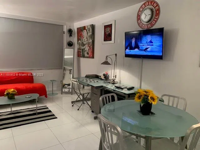100 LINCOLN RD #1509 Miami Beach, FL 33139