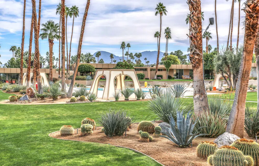 1202 Sandpiper Street Palm Desert, CA 92260