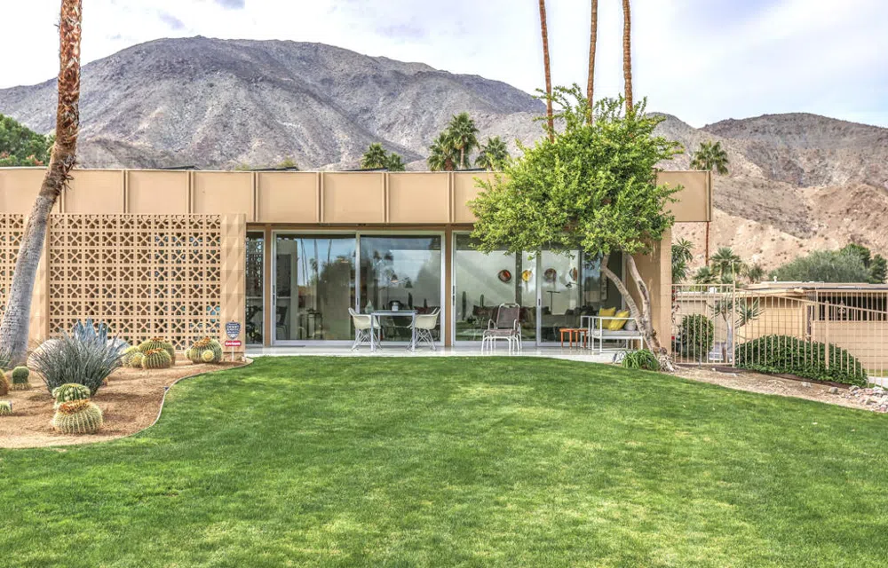 1202 Sandpiper Street Palm Desert, CA 92260