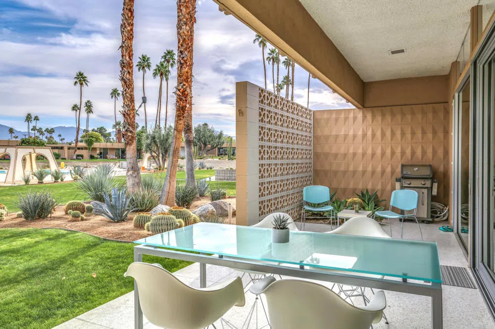 1202 Sandpiper Street Palm Desert, CA 92260