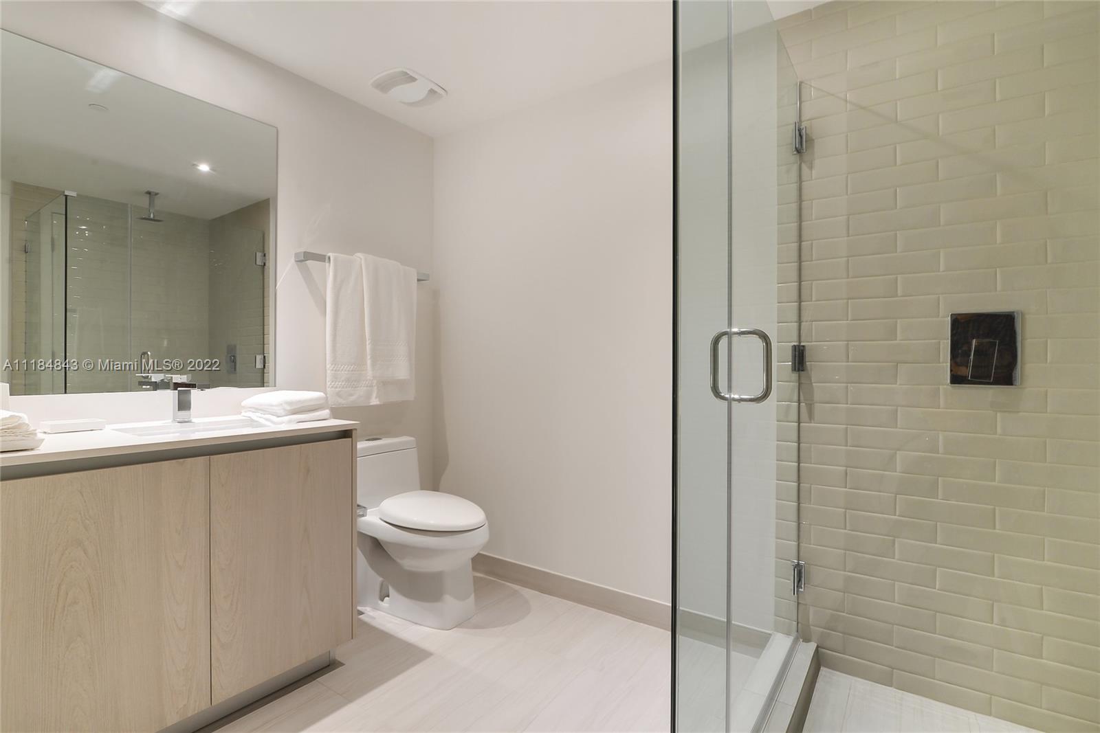 4010 S Ocean Dr #R1405 Hollywood, FL 33019
