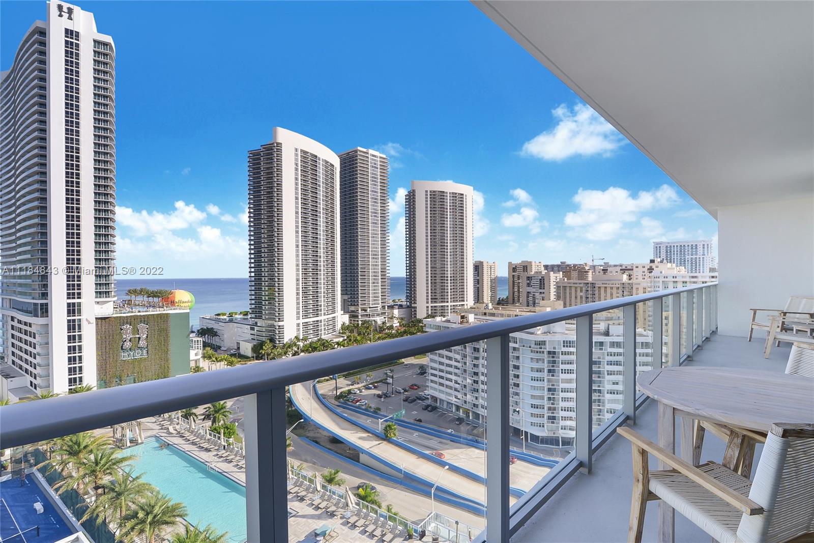 4010 S Ocean Dr #R1405 Hollywood, FL 33019