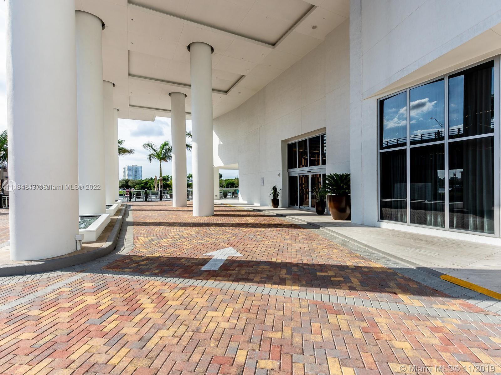 4010 S Ocean Dr #R1405 Hollywood, FL 33019