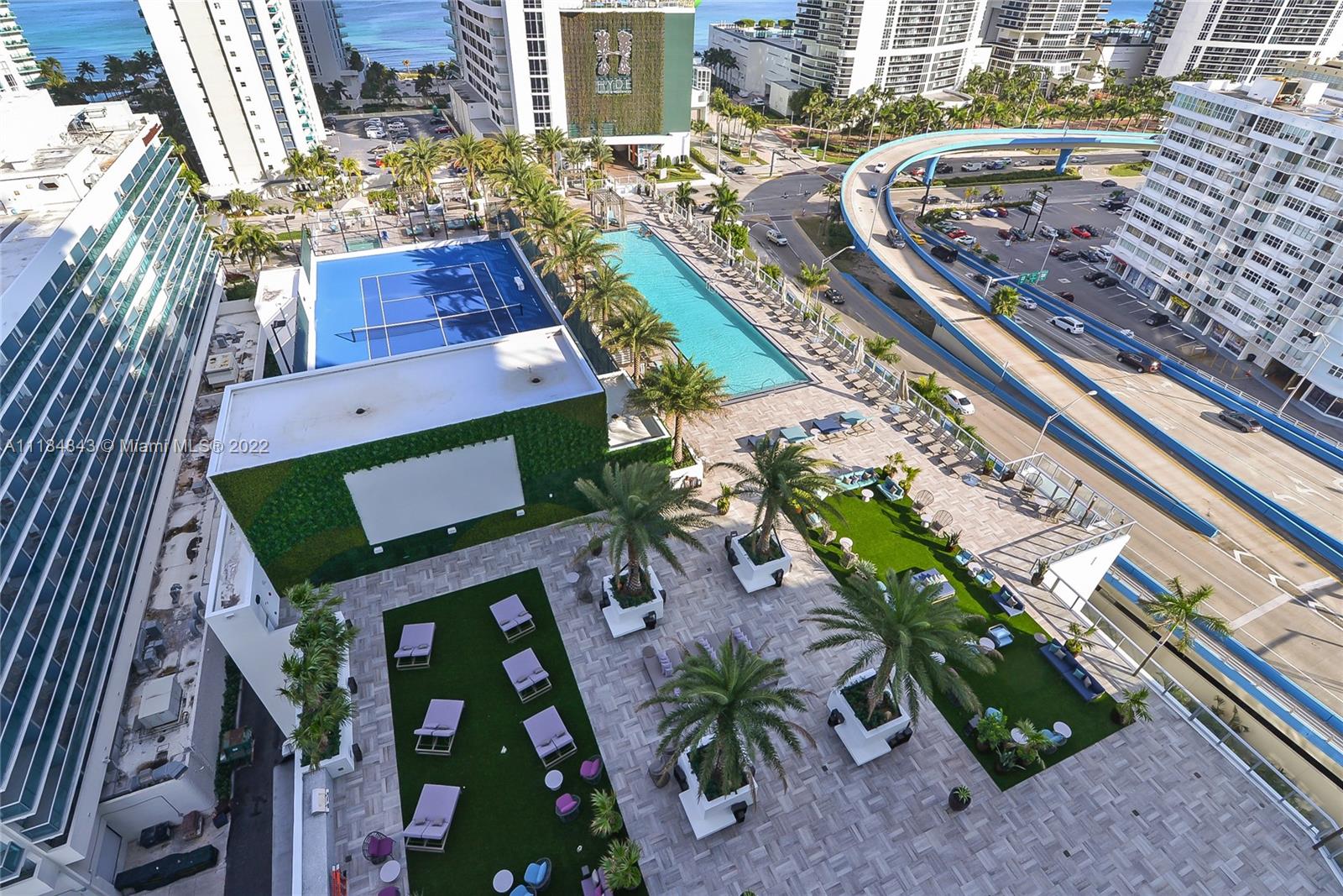4010 S Ocean Dr #R1405 Hollywood, FL 33019