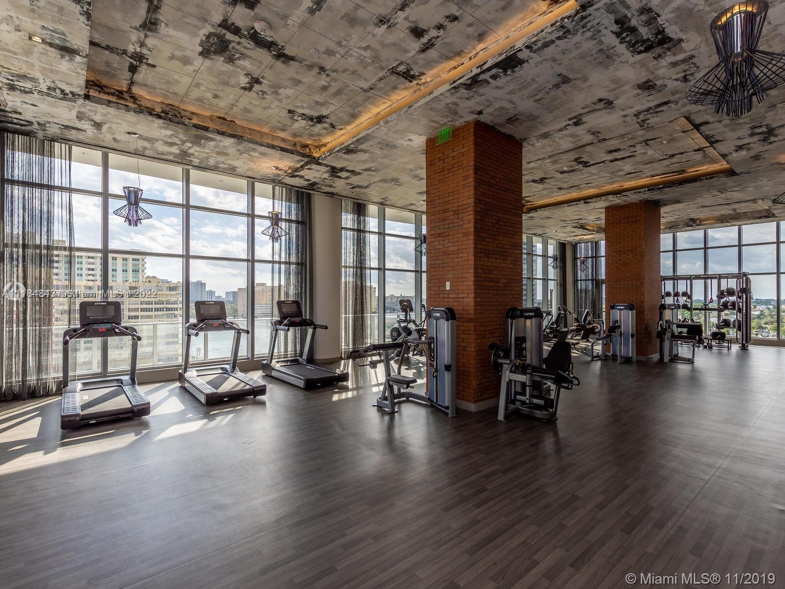 4010 S Ocean Dr #R1405 Hollywood, FL 33019