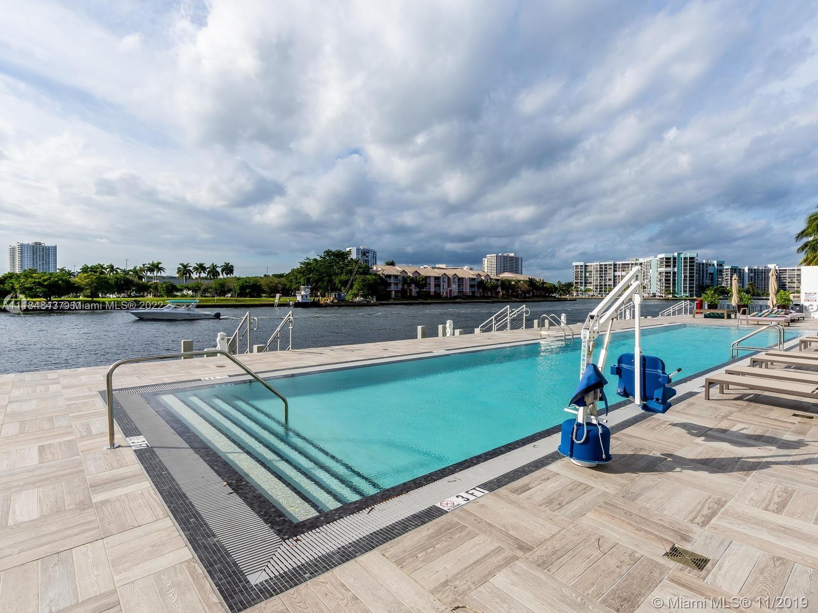 4010 S Ocean Dr #R1405 Hollywood, FL 33019