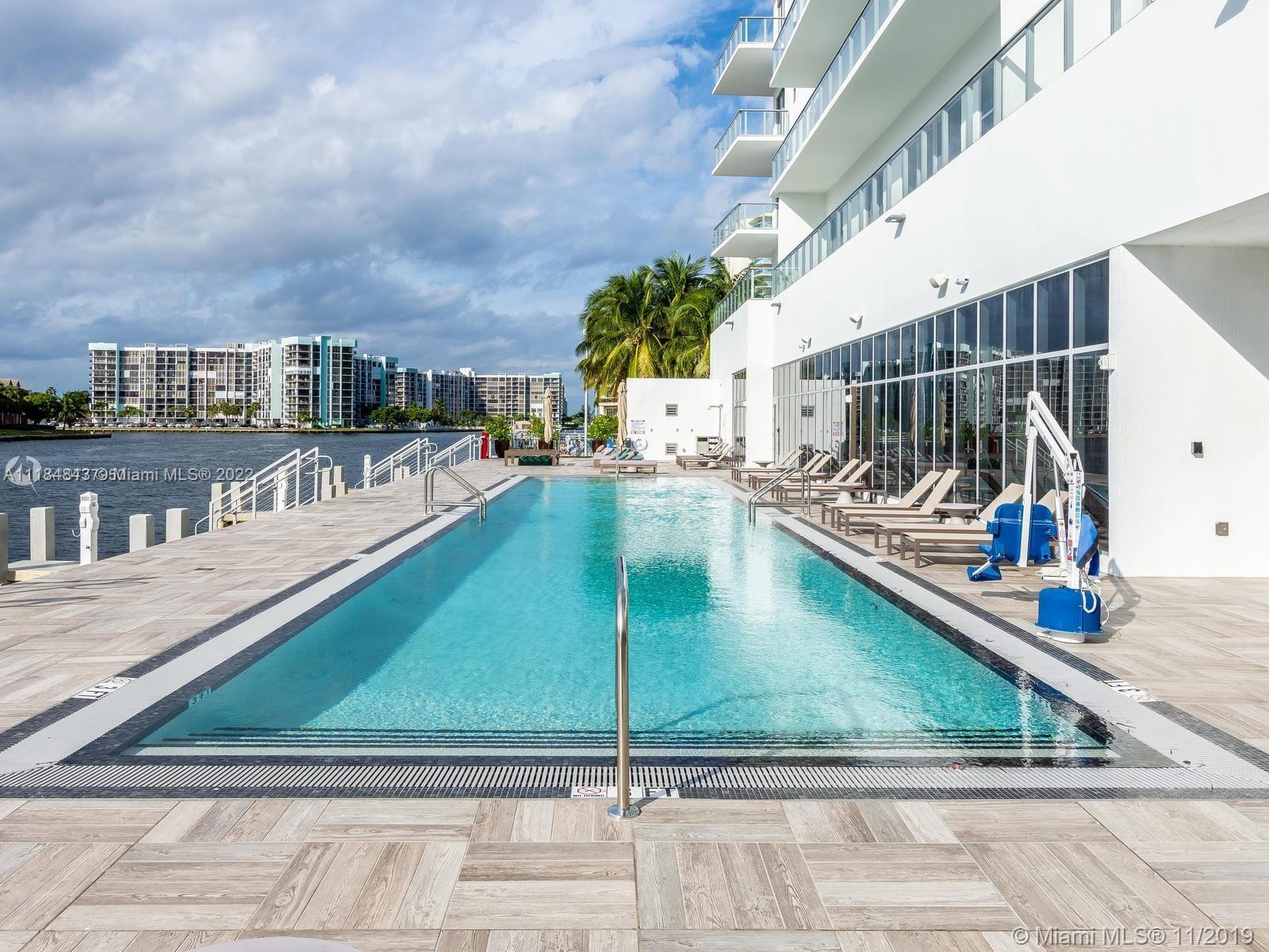 4010 S Ocean Dr #R1405 Hollywood, FL 33019